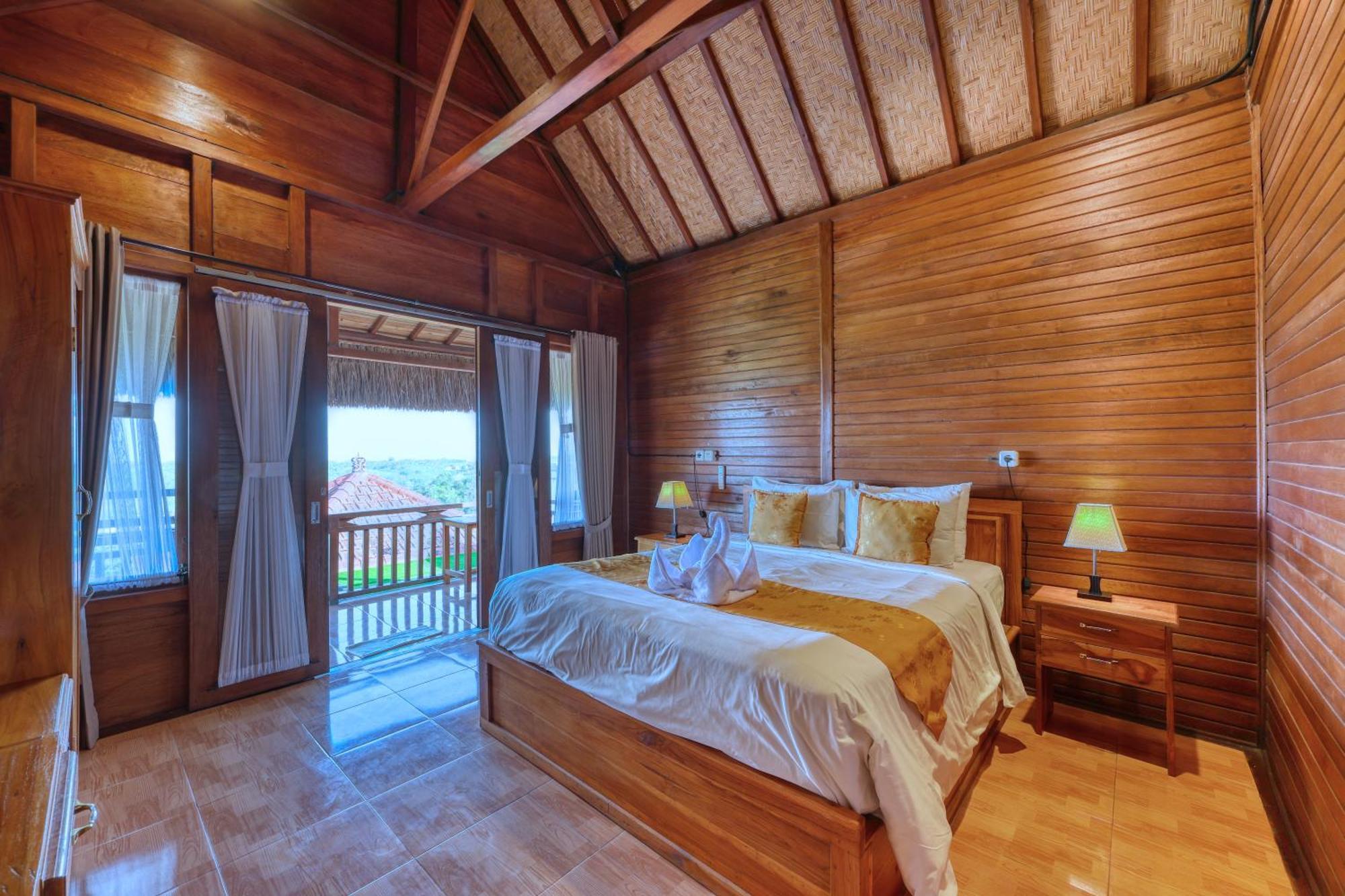 فندق Sebuluh Sunset Hill Batumadeg الغرفة الصورة