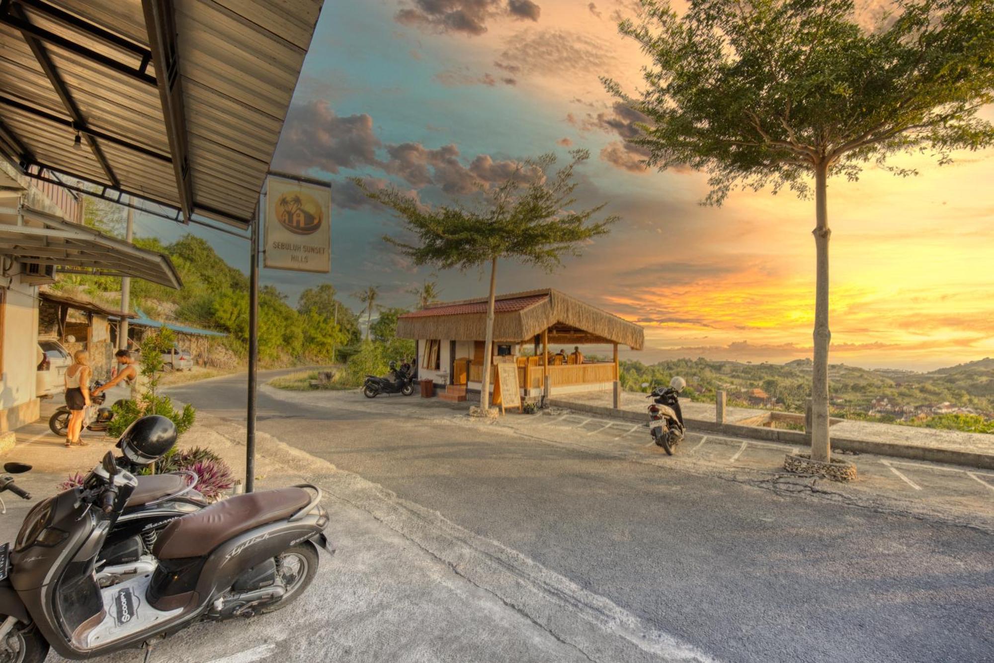فندق Batumadegفي  Sebuluh Sunset Hill المظهر الخارجي الصورة